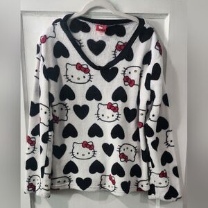 🌷Hello Kitty White Fleece Pajama Top with Black Hearts and Red Bows🌷size: XL